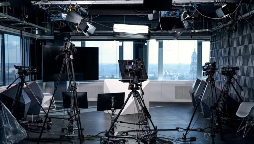 التكاذب الثقافي: حفلة فولكلورية متواصلة من البث المباشر