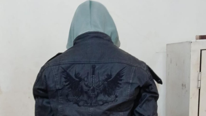 توقيف مطلوب بجرائم عدة