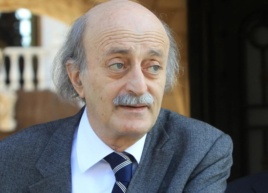 جنبلاط يعلق على لقاء ترامب نتنياهو بـ صورة