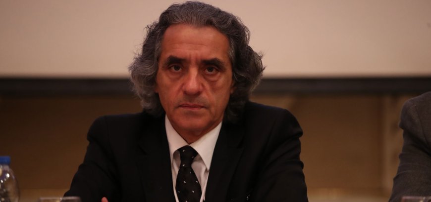 غسان مراد: الاعتماد الكلّي على الذكاء الاصطناعي يُعفّن الدماغ(2/2)