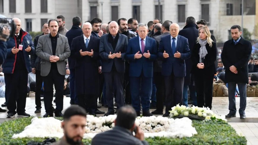 السنيورة يزور ضريح الحريري