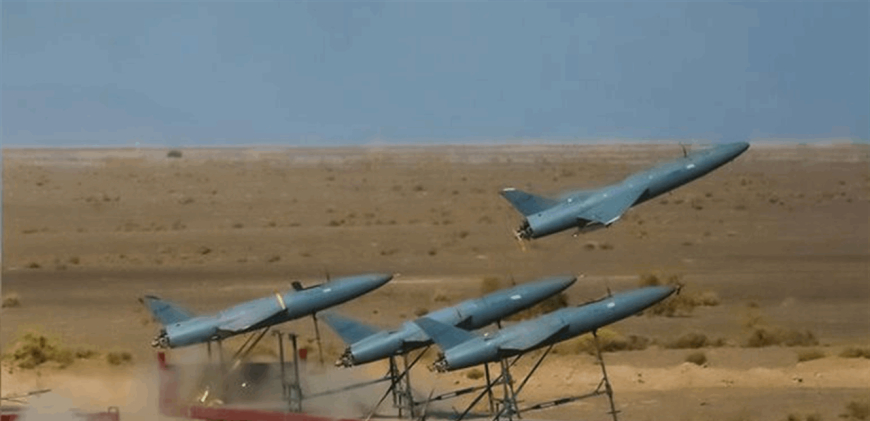 في ايران مسيرة جديدة.. وصواريخ تعمل بالذكاء الاصطناعي