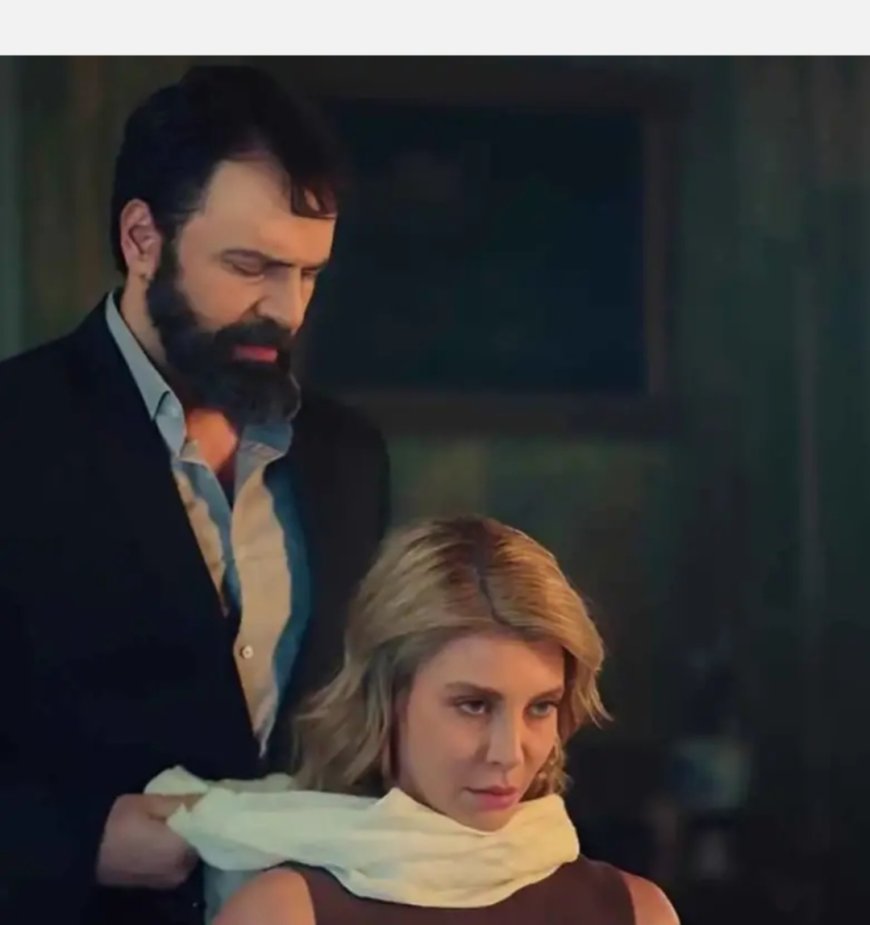 نور علي تقلب الموازين في "مولانا"  وتخطف الأضواء