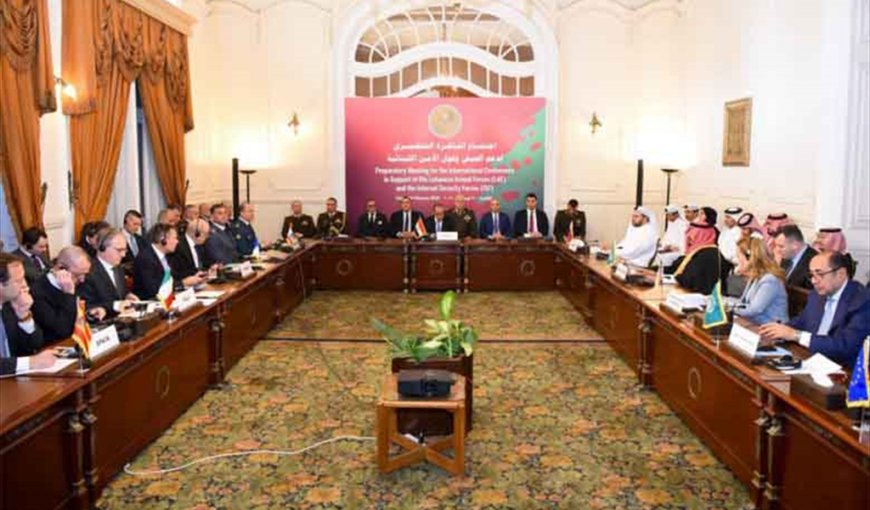 تدنّي الحضور الأميركي في اجتماع القاهرة له حساباته الأمنية والسياسية.. الخلاف الفرنسي مع واشنطن يتفاقم بعد استدعاء السفير كوشنر في باريس