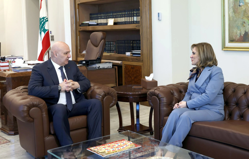 عون يلتقي غراسيا قزي وسلام ووزير الصحة في لاتفيا