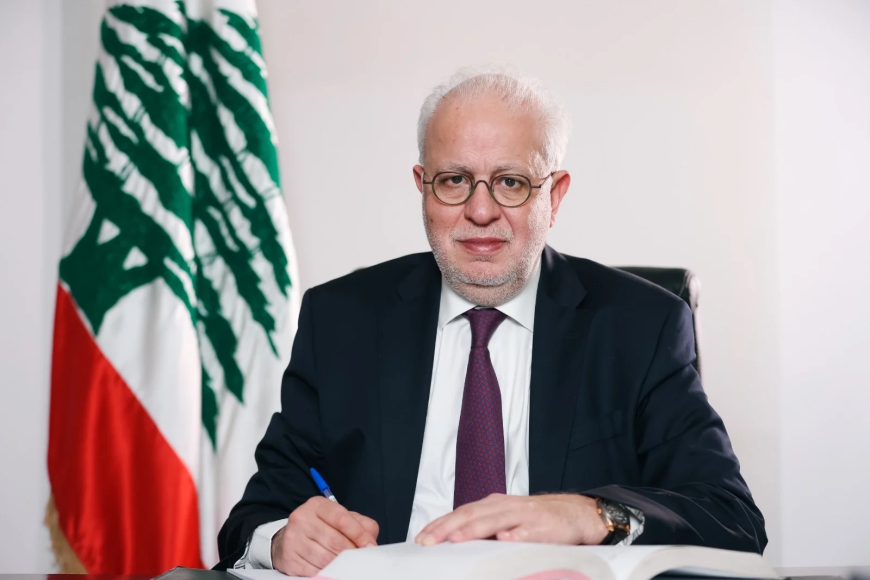 رسالة حاسمة من وزير العدل: لا للمغامرات