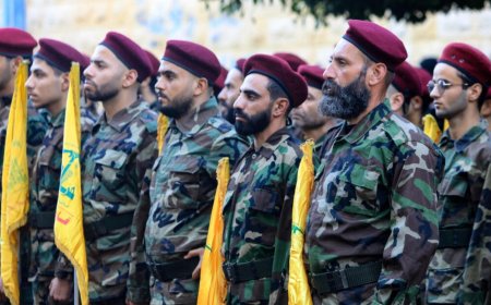 "صواريخ التوقيت الخاطئ": من يتخذ القرار داخل "الحزب"؟