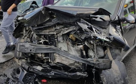 تصادم بين 3 سيارات.. وهذه هي الحصيلة