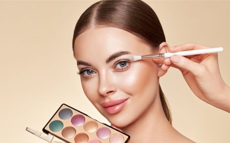 اشراقة طبيعية.. كيف يخفي المكياج العيوب