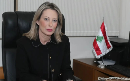 غادة أيوب: من صلاحيات السلطة السياسية اقالة قائد الجيش