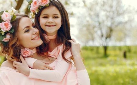 يحتفل العالم بها في 21 اذار.. اليكم القصة الكاملة لعيد الأم