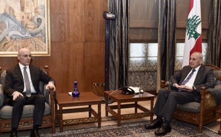 ملف النازحين بين بري والحجار