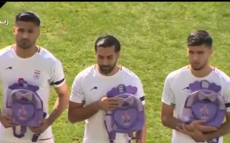 بالفيديو.. ماذا فعل لاعبو منتخب ايران قبل مباراة مع نيجيريا؟