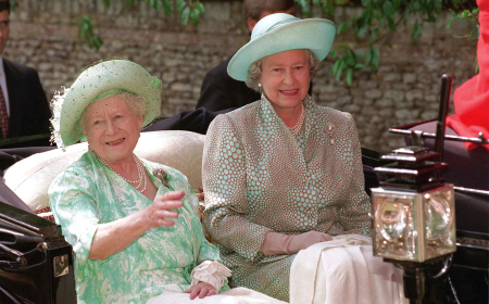 توفيت في مثل هذا اليوم.. الملكة اليزابيت الأم سيدة الصمود البريطاني في زمن الحرب