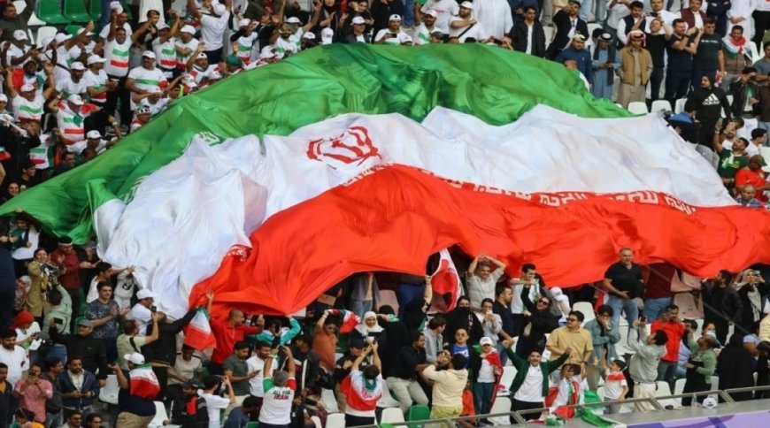 إيران في مرمى السياسة... هل تنسحب من المونديال؟