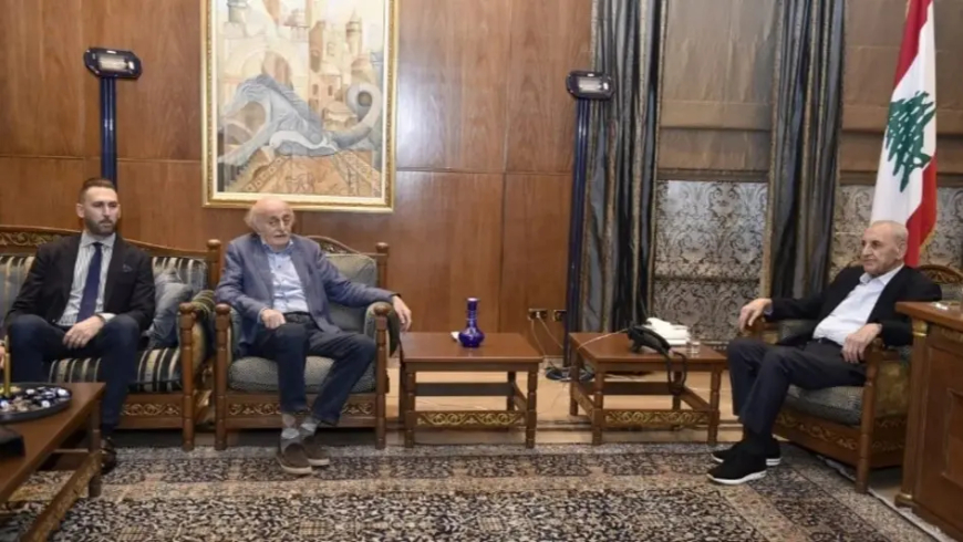 جنبلاط من عين التينة: بالتضامن والتكافل سنجتاز تلك المحنة