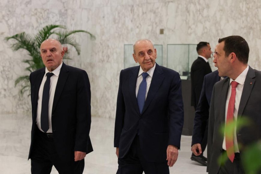 بري بين قبّعتين: "الأخ الأكبر" أو "المُنقذ"