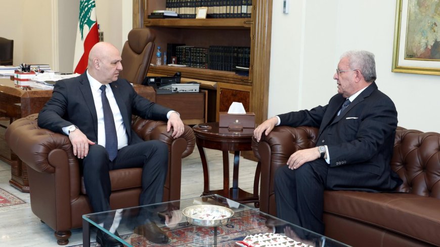 ماذا دار بين عون والمشنوق؟