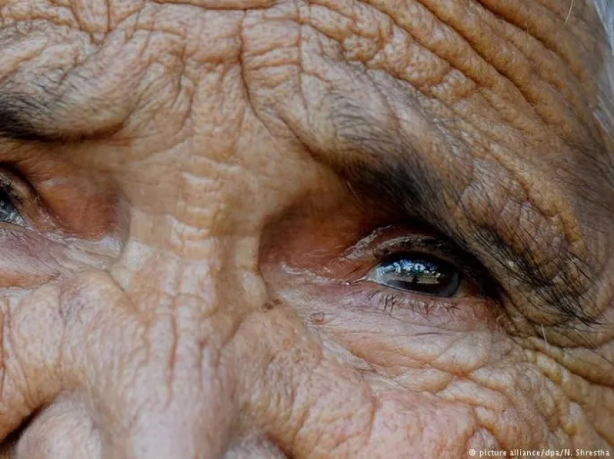 تدهور الصحة في الشيخوخة.. ما علاقة ضغوط الحياة؟