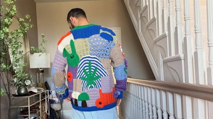 محمد صلاح يعيد للكروشيه رونقه بإطلالة لافتة كم بلغ سعرها ؟