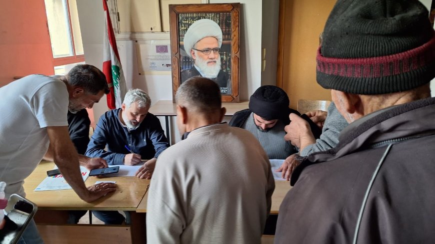 مكتب المرجع اليعقوبي في لبنان يوزّع مساعدات على النازحين