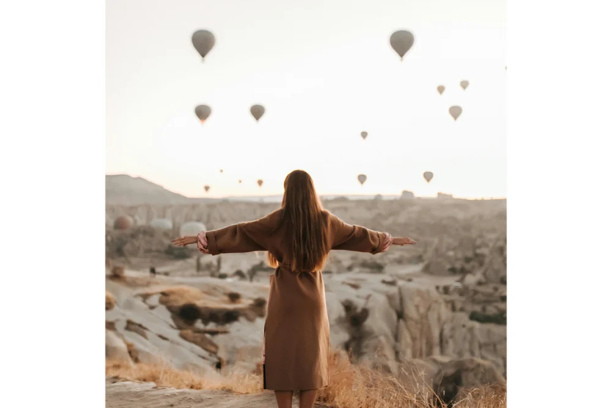 في عالم يطالبنا بالمثالية... كيف نتصالح مع عيوبنا وإخفاقاتنا؟