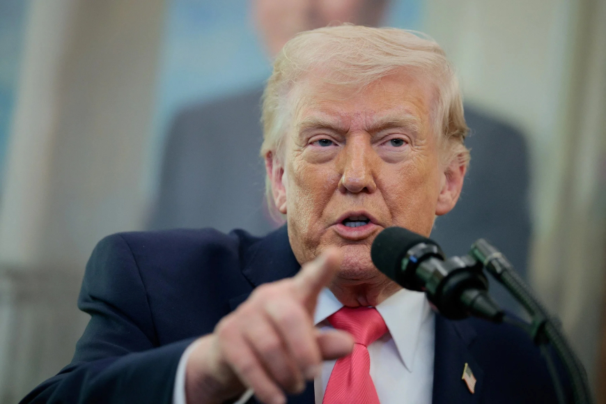 ترامب: الايرانيون يتوسلون للإتفاق معي.. الوقت ينفذ