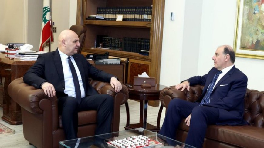 حاكم مصرف لبنان في بعبدا: نعتمد كل التدابير للحفاظ على الاستقرار النقدي