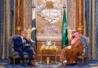 بن سلمان يلتقي رئيس وزراء باكستان