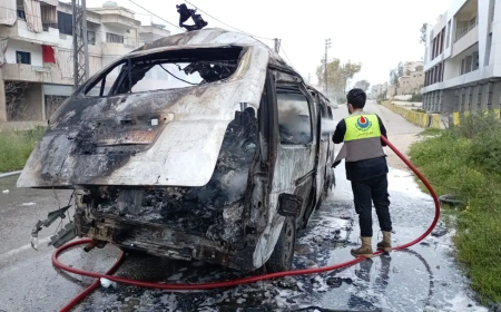 إستهداف "فان" وسيارة على طريق معروب.. وشهداء وجرحى