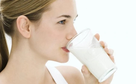 ما هو التوقيت المثالي لشرب الحليب؟