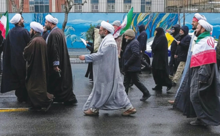 أسبوعان من الشدّ والجذب: إيران تدْخل المفاوضات بحذر