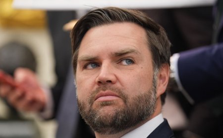 فانس للفاتيكان: التزموا بالأخلاق واتركوا السياسة