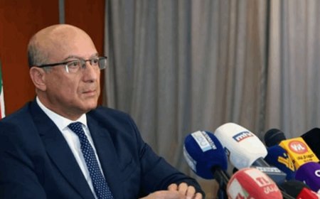 تحذير من موجة هجرة جديدة لعاملي القطاع الصحي