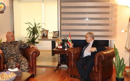 شخصيات تعزي مدير عام "أمن الدولة"