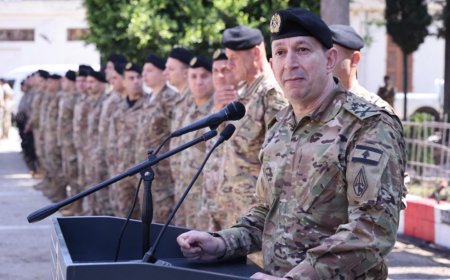 قائد الجيش:  كل من يتطاول على المؤسسة العسكرية ويشكك بدورها يخدم الاحتلال الاسرائيلي