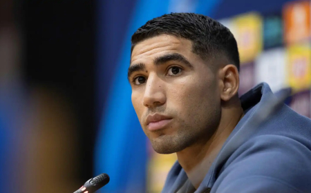 حكيمي يخطف الأنظار بهدية  لريهانا في باريس…