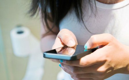 "واتساب العشاق".. أوهما بأنه يحبها واستدرجها الى سوريا