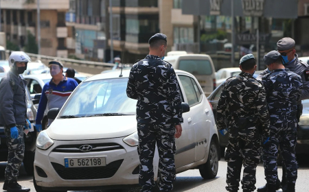 في رومية.. رشق السيارات بالحجارة وهذا ما حصل معه