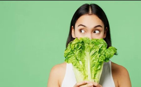 ينصح بتناولها ضمن النظام الغذائي اليومي.. اليكم فوائد الخس