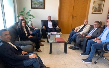 سلسلة لقاءات لوزير الزراعة