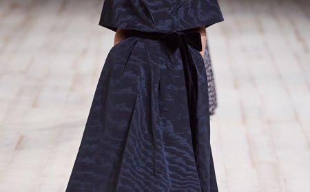 أول أسبوع عالمي للموضة المحتشمة يدخل عاصمة الأناقة من أوسع أبوابها