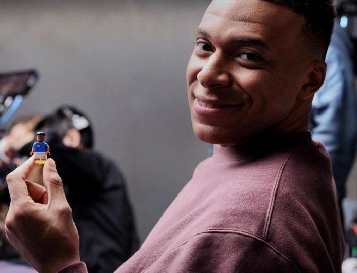 أساطير كرة القدم تجتمع ... تعاون تاريخي قبل مونديال 2026 !