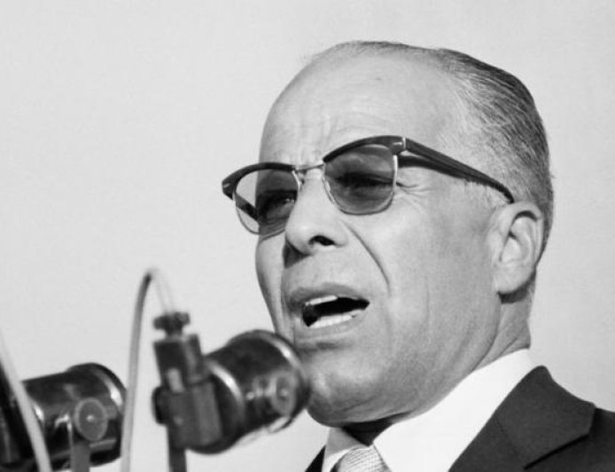 توفي في مثل هذا اليوم.. الحبيب بورقيبة باني الدولة التونسية الحديثة