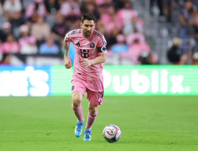 القضاء الأميركي يستدعي ميسي.. ما قصة الـ 7 مليون دولار؟