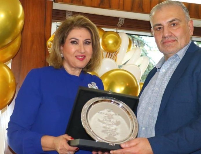 رحيل الإعلامية فاتن درزي… صوتٌ إذاعيّ خفت بعد مسيرةٍ حافلة !