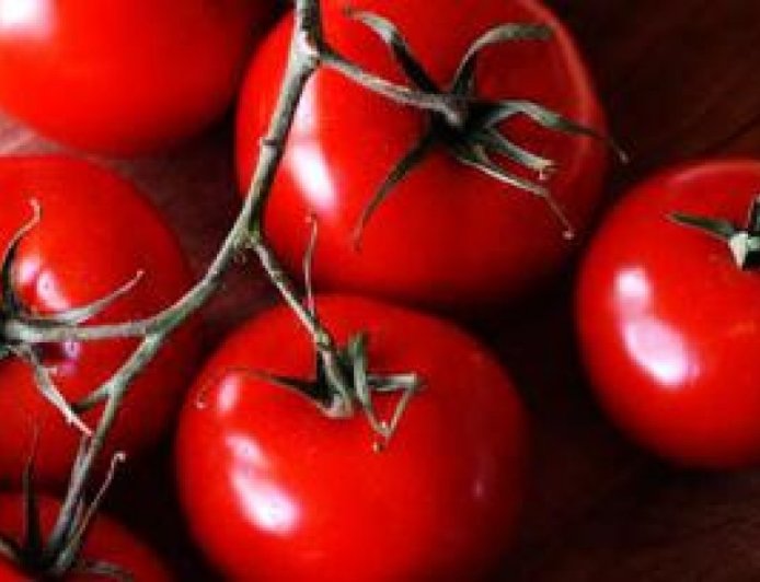 تعزز مناعة الجسم.. فوائد كثيرة للبندورة