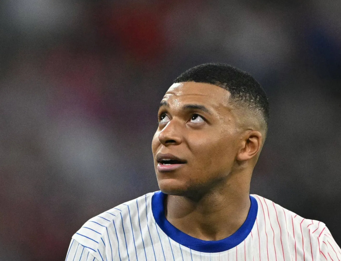 بعد اصابته.. ما جديد وضع مبابي؟