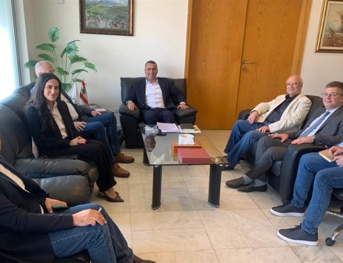 سلسلة لقاءات لوزير الزراعة