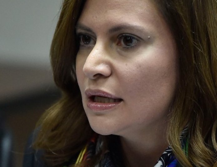 سؤال من "لبنان القوي" لـ سلام.. البستاني تكشف التفاصيل